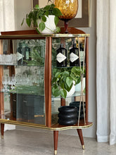 Load image into Gallery viewer, Retro Drinks/Display Cabinet