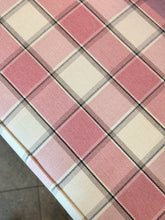 Load image into Gallery viewer, Retro Sleeper Couch / Daybed