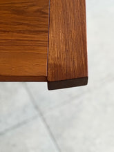 Load image into Gallery viewer, Artecasa Dining Set (Extendable Table with 8 Chairs)