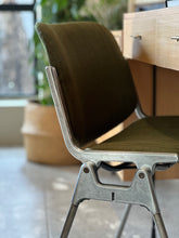 Load image into Gallery viewer, Vintage DSC 106 Chair By Giancarlo Piretti For Castelli