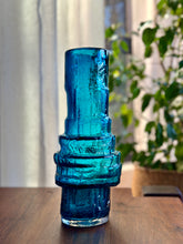 Load image into Gallery viewer, Whitefriars Kingfisher Hoop Vase by Geoffrey Baxter
