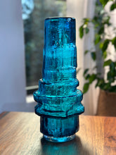 Load image into Gallery viewer, Whitefriars Kingfisher Hoop Vase by Geoffrey Baxter