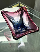 Load image into Gallery viewer, Murano Glass Bowl