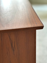 Load image into Gallery viewer, Scandinavian Double-Sided Teak Freestanding Desk