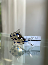 Load image into Gallery viewer, Murano Glass Fish - Small