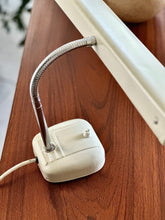 Load image into Gallery viewer, Retro Cream Desk Lamp