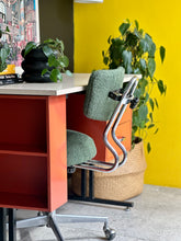 Load image into Gallery viewer, Retro Swivel Office Chair