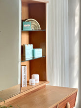 Load image into Gallery viewer, Dresser with Slidable Mirror