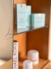 Load image into Gallery viewer, Dresser with Slidable Mirror