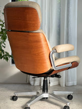 Load image into Gallery viewer, Vintage Stoll Giroflex Leather Chair