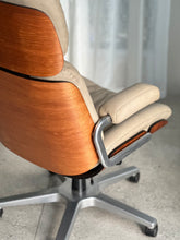 Load image into Gallery viewer, Vintage Stoll Giroflex Leather Chair