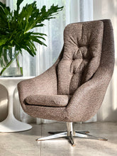 Load image into Gallery viewer, Retro Zodiac Swivel Chair With Footstool