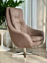 Load image into Gallery viewer, Retro Zodiac Swivel Chair With Footstool
