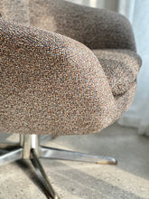 Load image into Gallery viewer, Retro Zodiac Swivel Chair With Footstool
