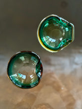 Load image into Gallery viewer, Luminous Green Murano Style Ashtray