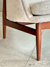 Load image into Gallery viewer, Mid-Century Finn Juhl-Style Couch