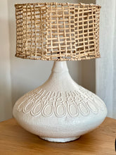 Load image into Gallery viewer, Retro Table Lamp