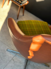 Load image into Gallery viewer, Retro Zodiac Swivel Chair