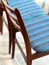 Load image into Gallery viewer, Vintage Dining Set