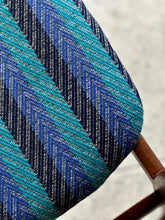 Load image into Gallery viewer, Vintage Dining Set