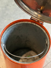 Load image into Gallery viewer, Retro Pedal Bin