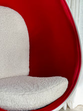 Load image into Gallery viewer, Retro Swivel Egg Chair
