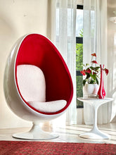 Load image into Gallery viewer, Retro Swivel Egg Chair