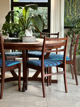 Load image into Gallery viewer, Vintage Dining Set