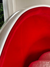 Load image into Gallery viewer, Retro Swivel Egg Chair