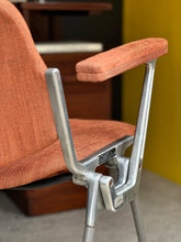 Load image into Gallery viewer, DSC 106 Chair by Giancarlo Piretti for Castelli