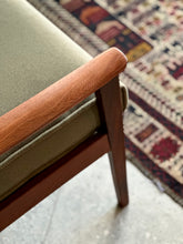 Load image into Gallery viewer, Pair of Parker Knoll Armchairs