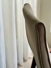 Load image into Gallery viewer, Pair of Parker Knoll Armchairs