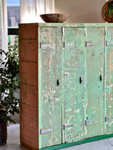 Load image into Gallery viewer, Vintage Solid Wood Locker (6 Division)