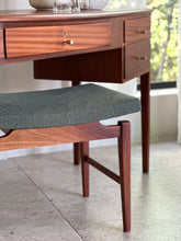 Load image into Gallery viewer, Mid-Century Dresser & Stool