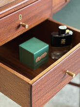 Load image into Gallery viewer, Mid-Century Dresser & Stool