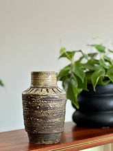 Load image into Gallery viewer, Retro Textured, Green Pottery Vase