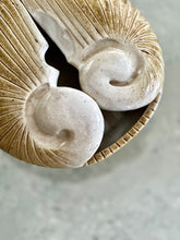Load image into Gallery viewer, MCM Pottery Shell Bowl