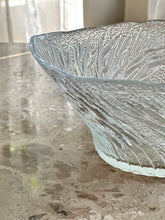 Load image into Gallery viewer, Finnish Pertti Kallioinen Glass Bowl