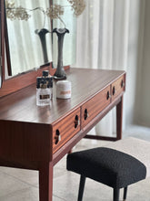 Load image into Gallery viewer, Dresser & Stool (Swivel & Tilt Mirrors)