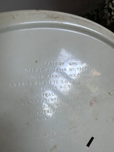 Load image into Gallery viewer, Vintage Salter Scale