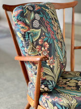 Load image into Gallery viewer, Lubis Armchair - Classic Refinement