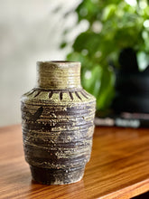 Load image into Gallery viewer, Retro Textured, Green Pottery Vase