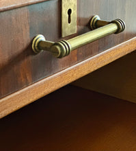 Load image into Gallery viewer, Classic Vintage Sideboard