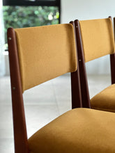 Load image into Gallery viewer, Set of Six Elegant Novocraft Dining Chairs