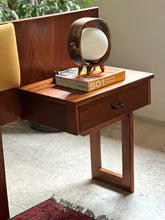 Load image into Gallery viewer, Retro Queen Size Headboard