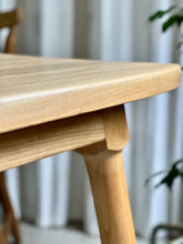 Load image into Gallery viewer, Bakker & Steyger Dining Set