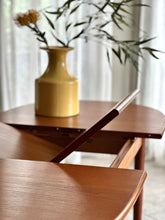 Load image into Gallery viewer, Mid-Century Meredew Extendable Dining Table