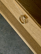 Load image into Gallery viewer, Retro Console Table / Server