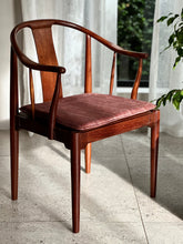 Load image into Gallery viewer, Set Of Six Vintage Hans J. Wegner Style "China" Chairs