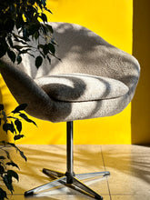 Load image into Gallery viewer, Zodiac Style Swivel Chair
